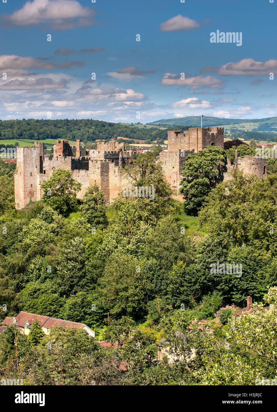 Ludlow Castle im Sommer, Ludlow, Shropshire, England, UK Stockfoto
