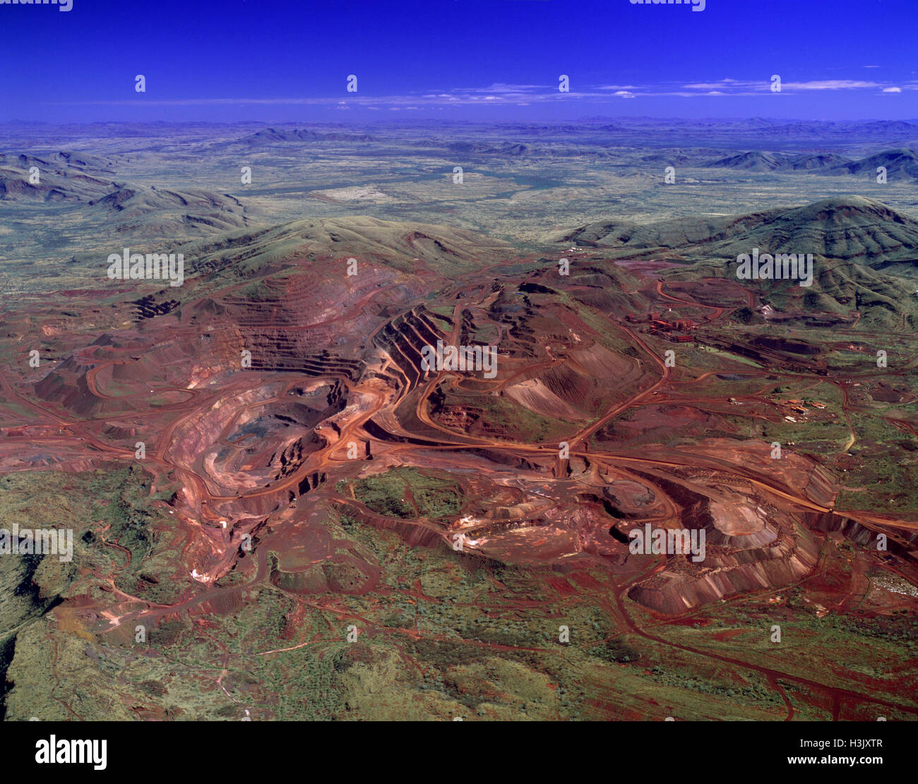 Mount Tom Preis offen geschnitten Eisenerz Grube, Stockfoto