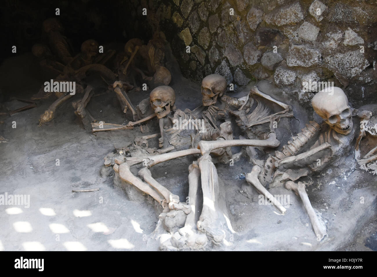 Die römischen Ruinen, Gremien und Fresken von Herculaneum in der Nähe von Pompeji, Italien Stockfoto