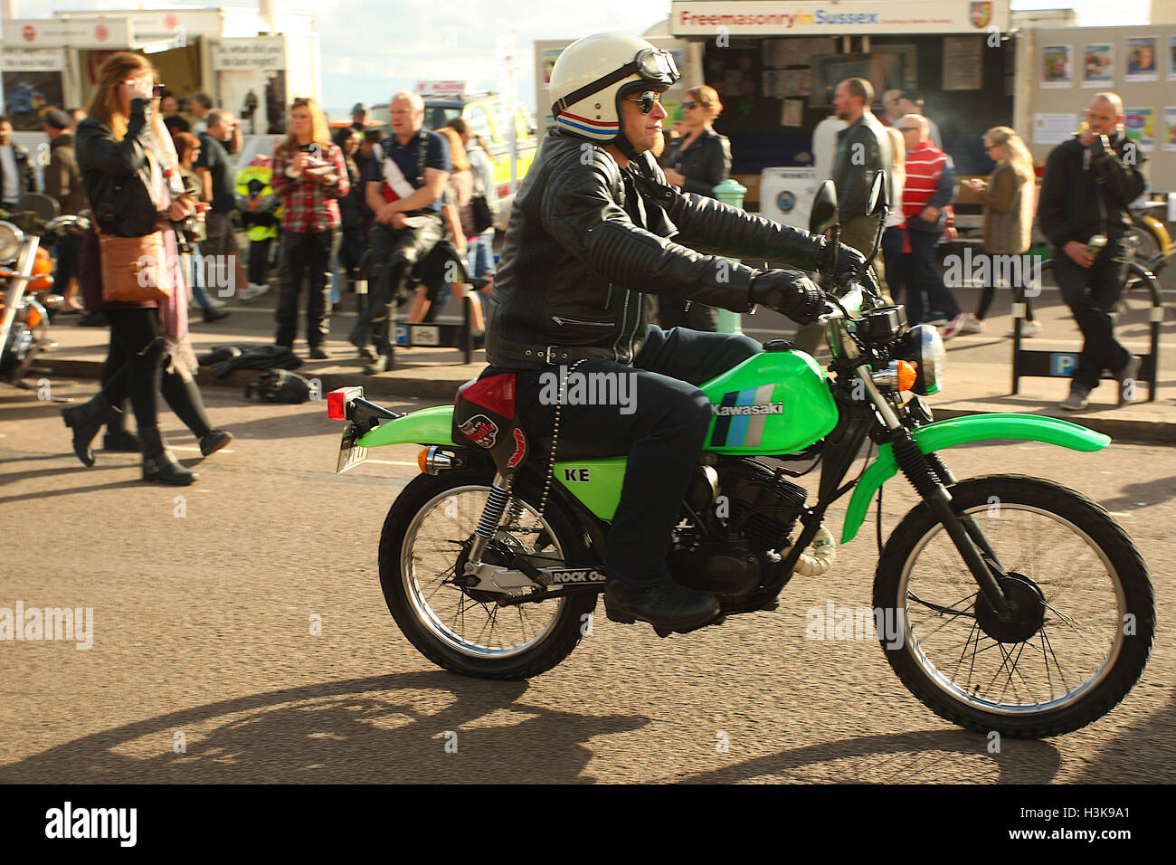 Brighton, UK. 9. Oktober 2016. Brightona Motorrad Event auf stören Laufwerk auf Brighton Seafront. Bildnachweis: Rupert Rivett/Alamy Live-Nachrichten Stockfoto