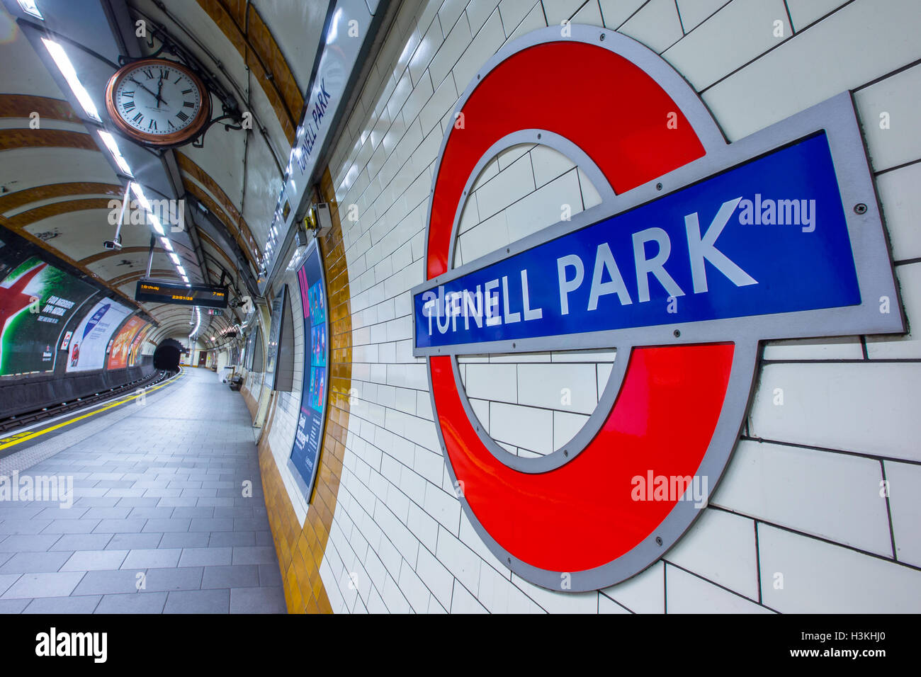 London Underground Zeichen Rondell Stockfoto