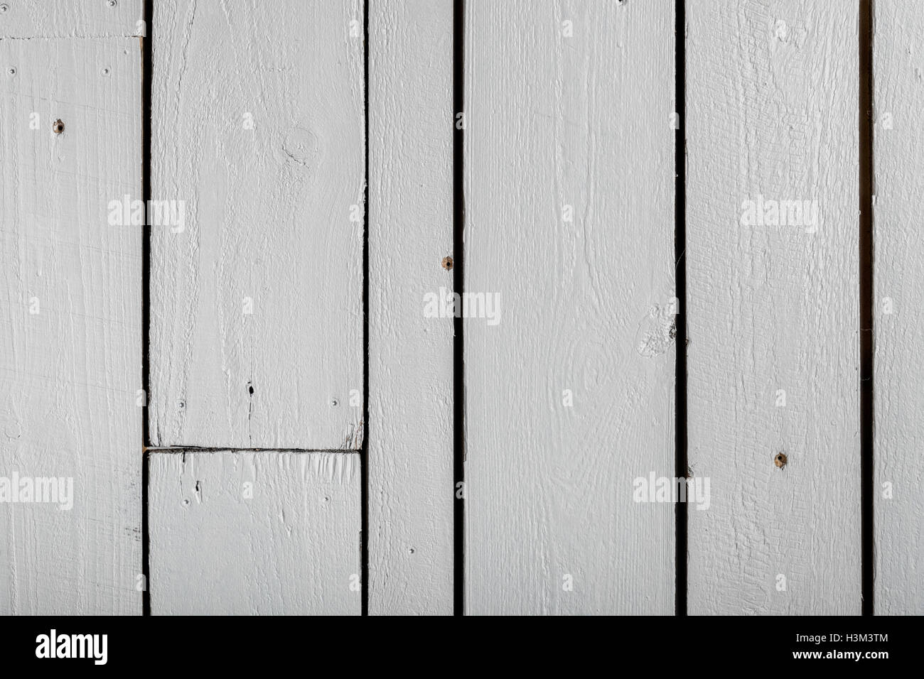 Weiße Holzwand aus Altholz Stockfoto