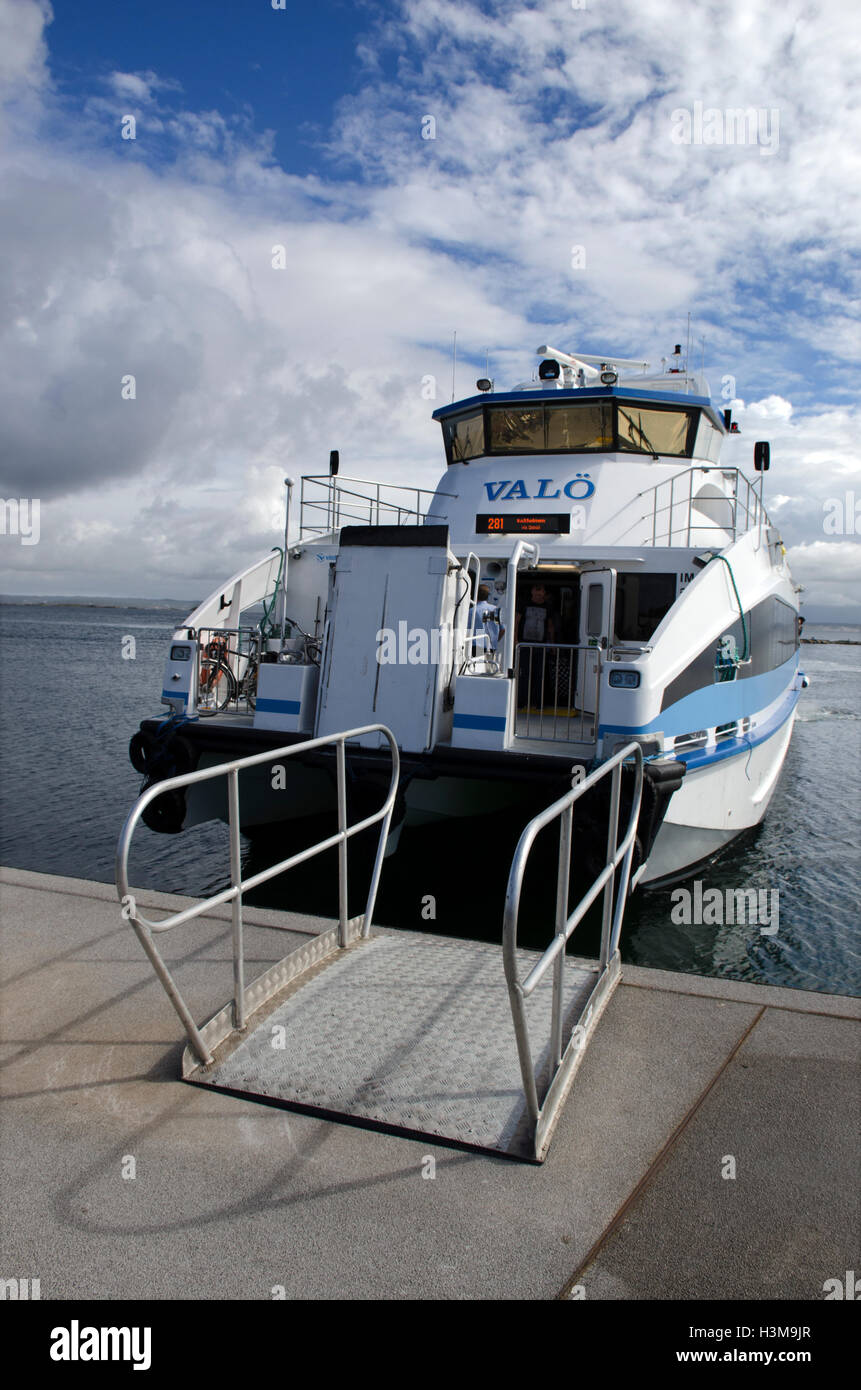 Valo ferry, Vrango, südlichen Schärengarten, etwa 400 Einwohner, schwindende Fischereiflotte, Saltholmen, self catering, südlichste bewohnen Stockfoto