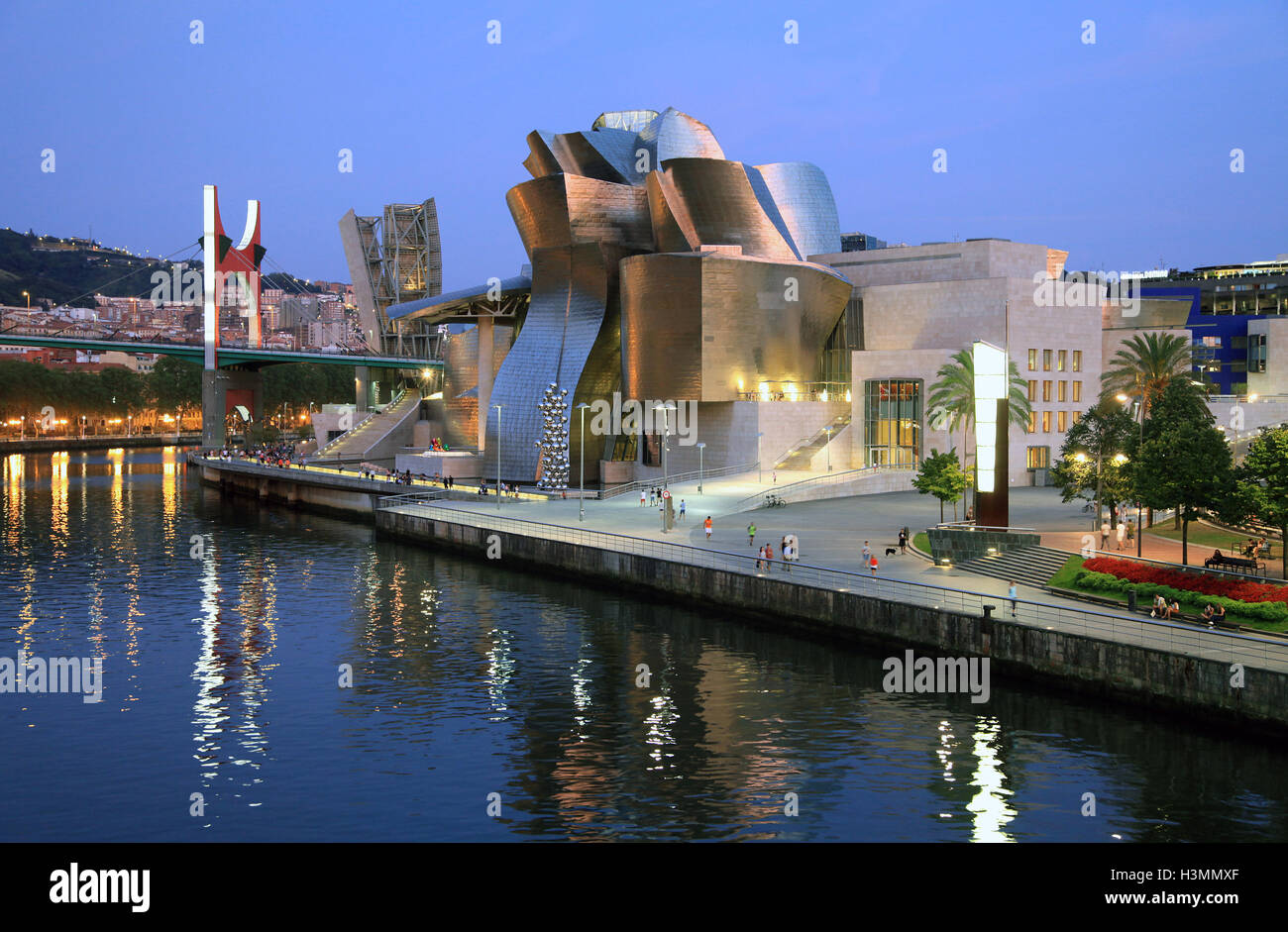 Der Fluss Nervion Bilbao Spanien Stockfoto