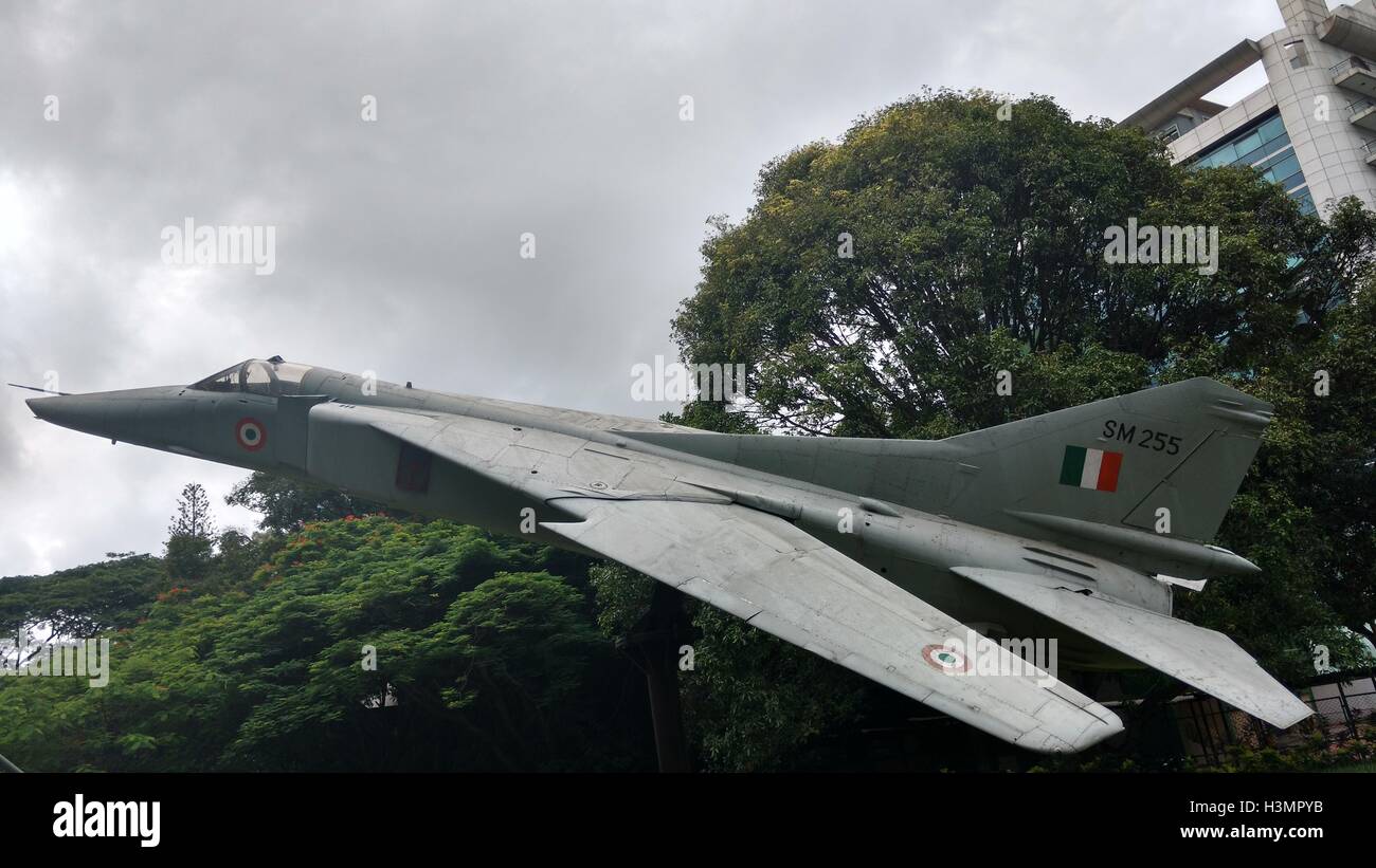 Alte militärische Waffendemonstration in bangalore indien Stockfoto