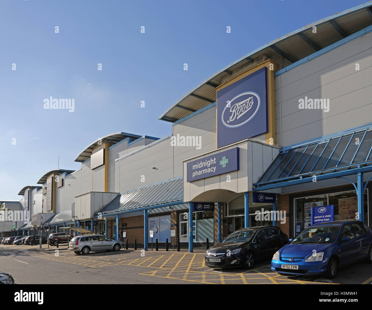 Geschäfte auf der Verkaufsfläche Valley Park, Purley Way, Croydon, UK. A-Dur aus der Stadt, shopping-district in Süd-London, UK Stockfoto