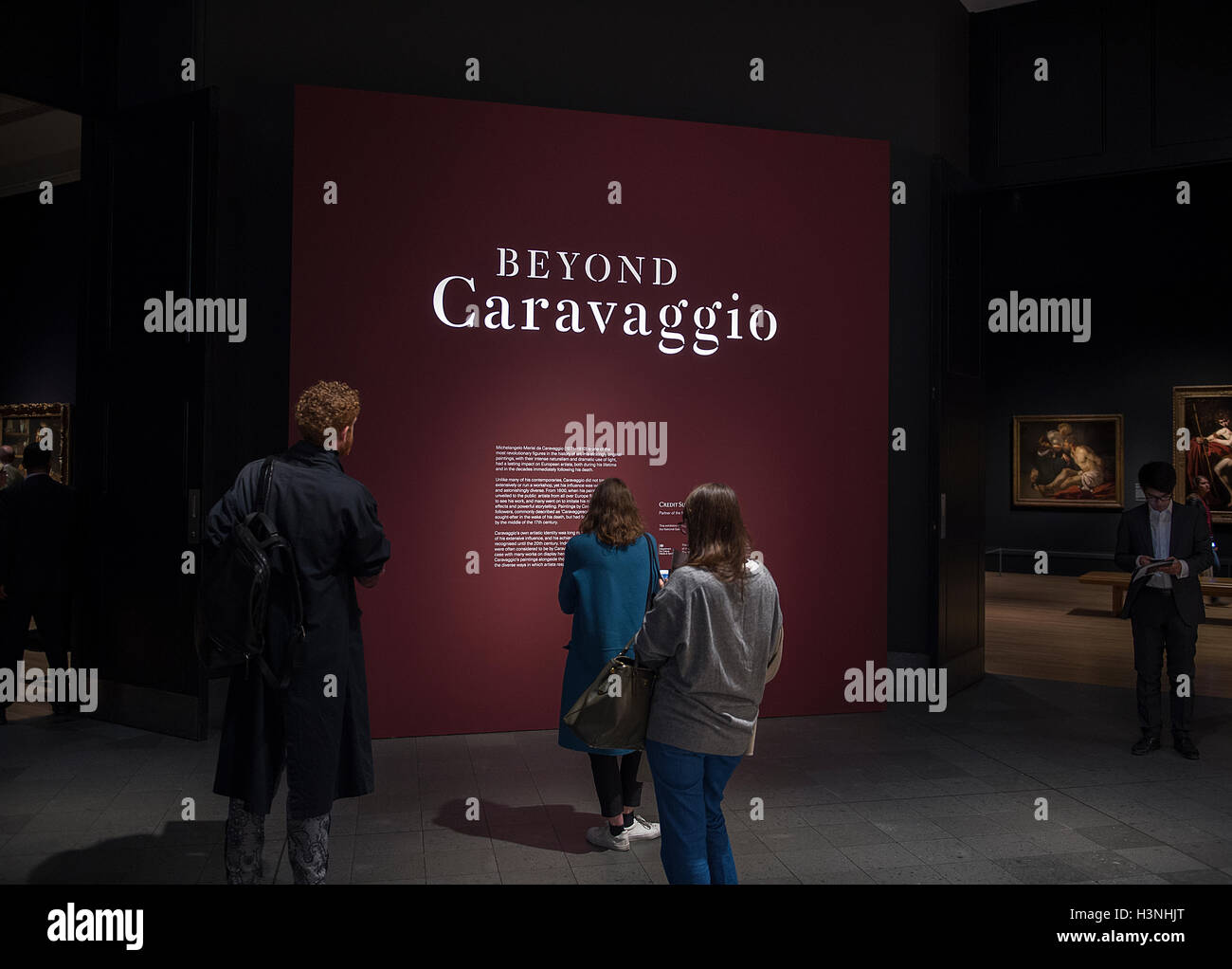 National Gallery, London, UK. 11. Oktober 2016. Über Caravaggio ist die erste große Ausstellung im Vereinigten Königreich, die Arbeit von Caravaggio und sein Einfluss auf die Kunst seiner Zeitgenossen und Nachfolger zu erkunden. Bildnachweis: Artsimages/Alamy Live-Nachrichten. Stockfoto