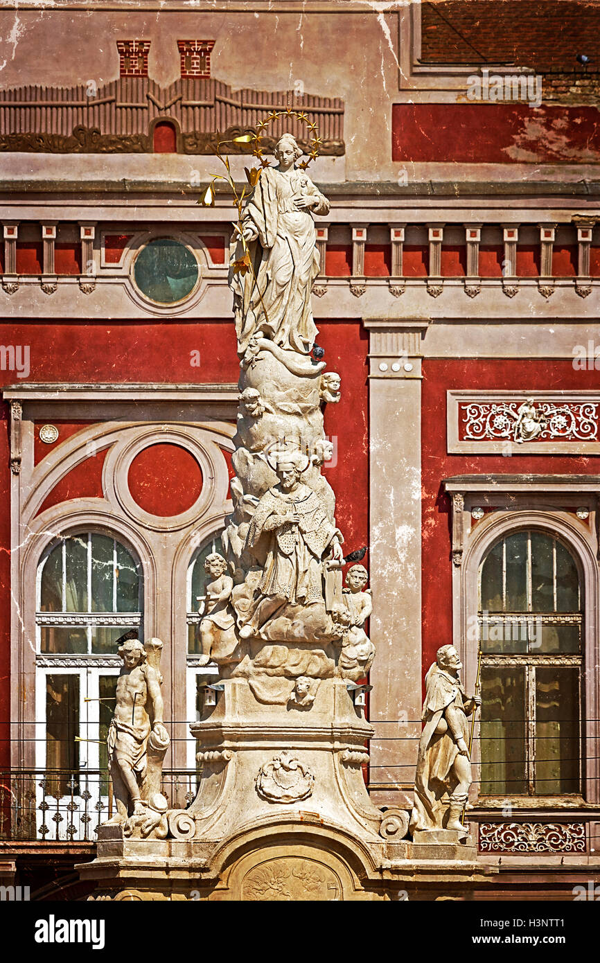 Alte Postkarte mit Statue platziert im Jahre 1756 in Liberty Square in Timisoara, Rumänien, zum Gedenken an die Opfer der Pest, die dazu führen, dass Stockfoto