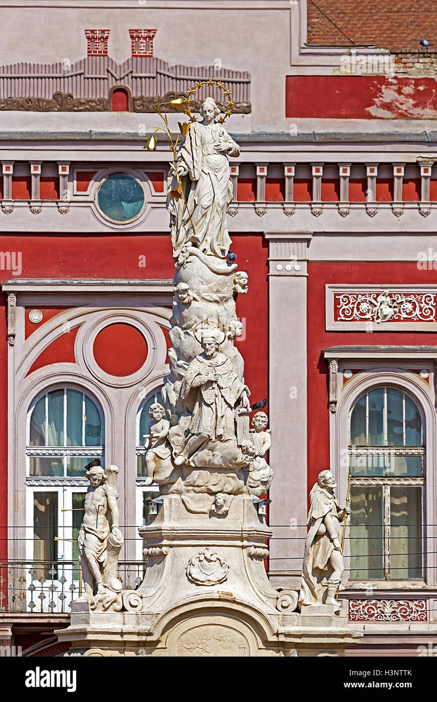 Statue im Liberty Square in Timisoara, Rumänien, zum Gedenken an die Opfer der Pest, die mehr als 1000 Todesfälle im Jahre 1756 gestellt. Stockfoto