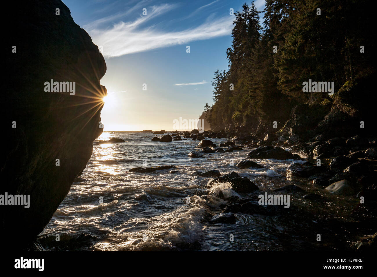 Sonnenuntergang am Mystic Beach, Sooke, Vancouver Island, British Columbia, Kanada Stockfoto