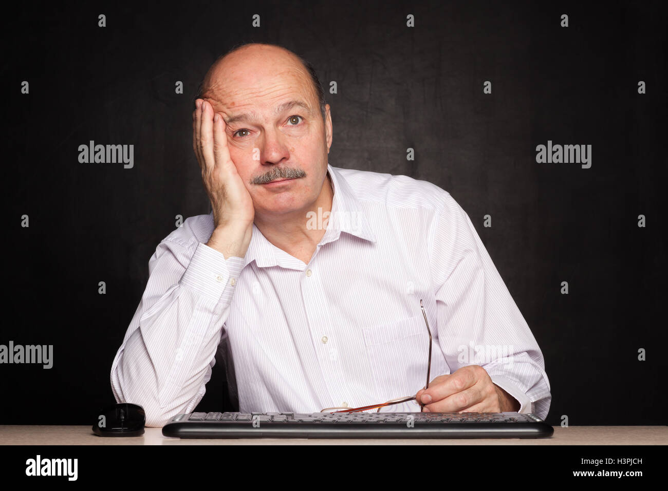 Gedanken im Urlaub, Gehaltserhöhung oder Wunsch Stockfoto