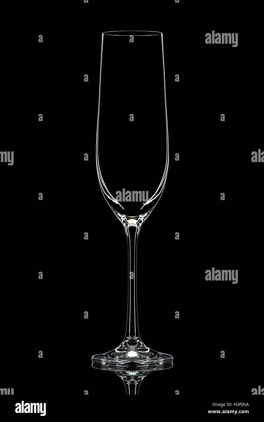 Silhouette Des Weissen Sektglas Auf Schwarz Stockfotografie Alamy