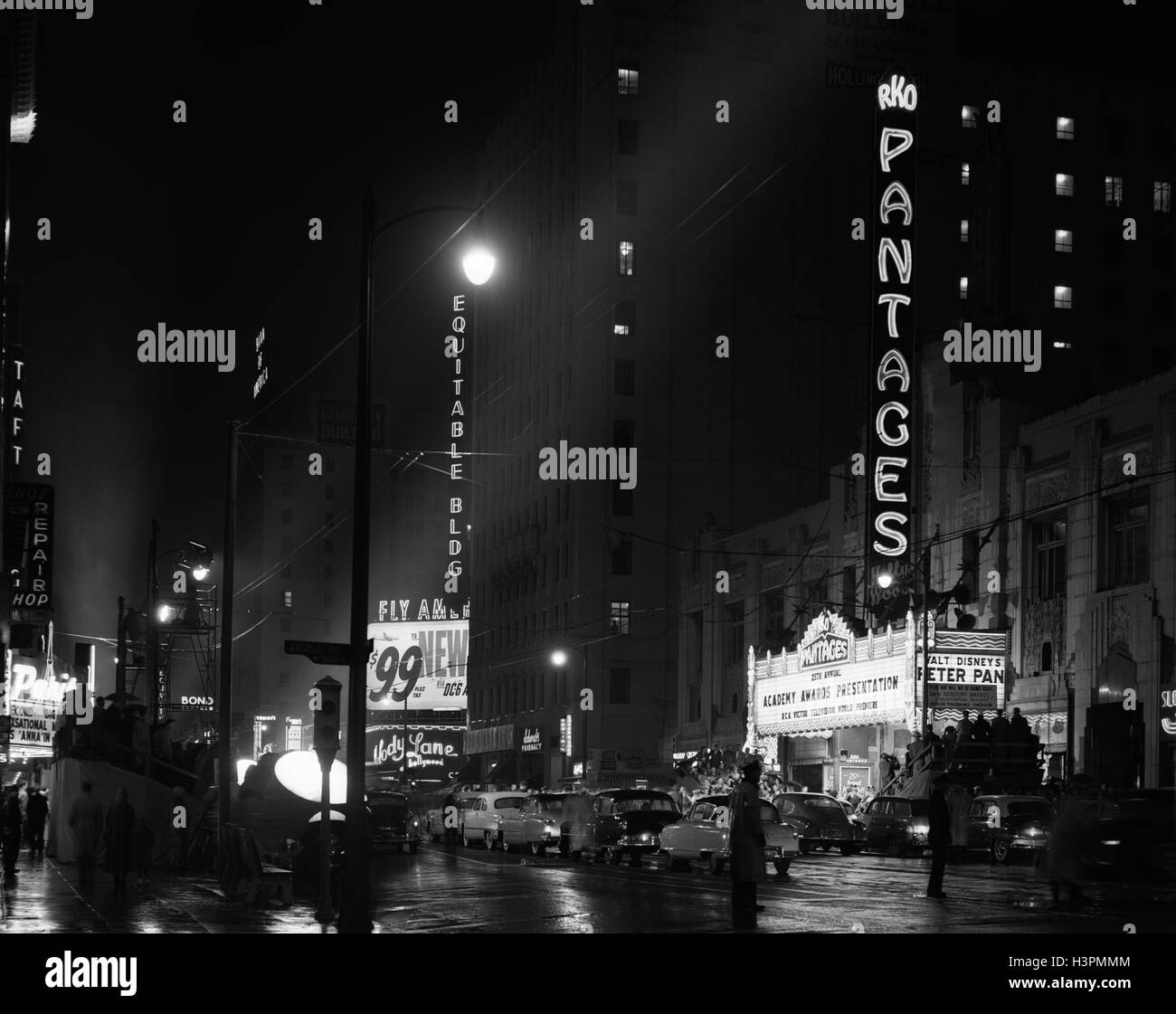 1950S 1953 IM FERNSEHEN PANTAGES THEATER AKADEMIE PREISVERLEIHUNG ZUERST SENDUNG LOS ANGELES KALIFORNIEN USA Stockfoto