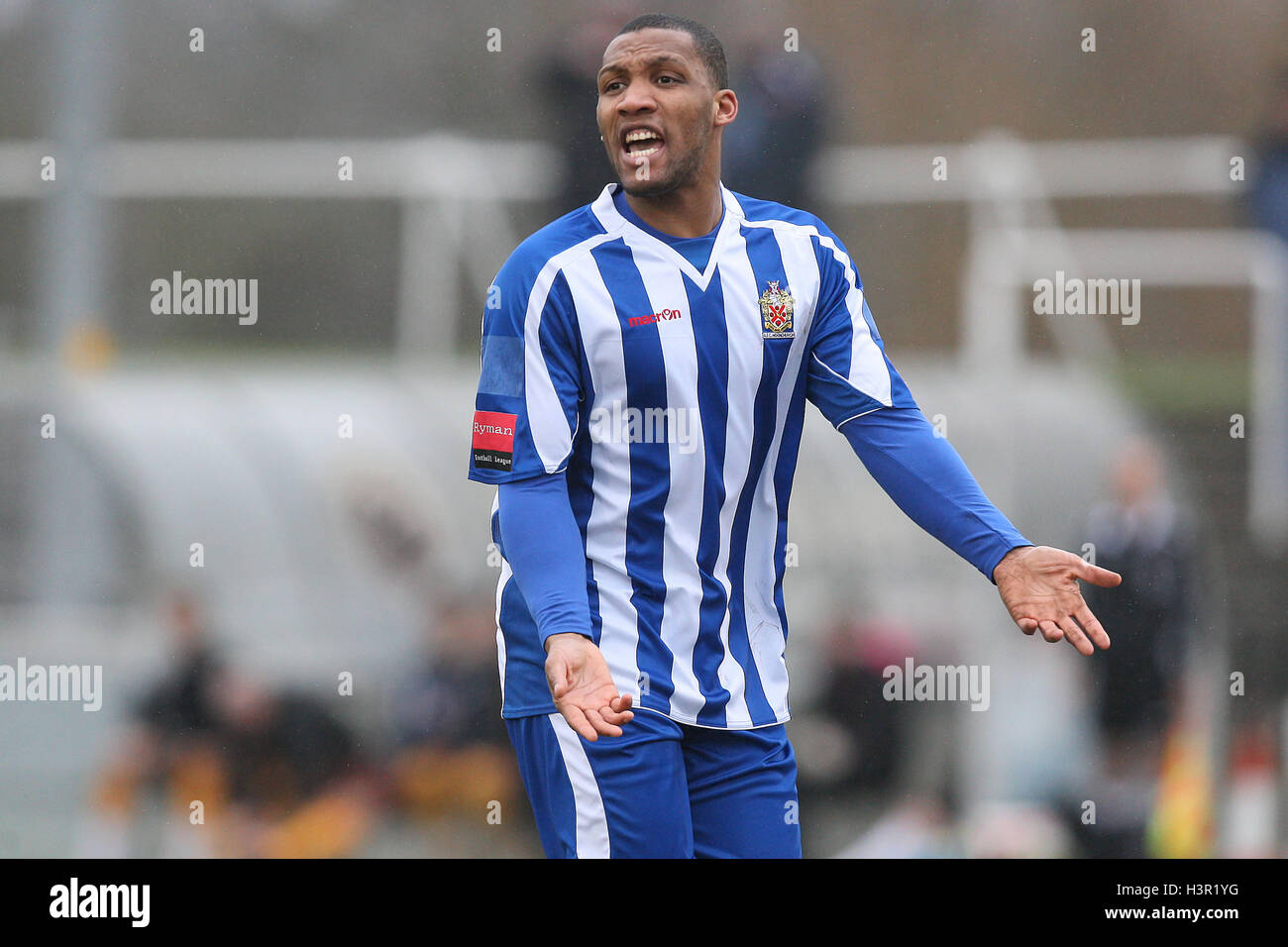 Ricky Hayles unterstützt - Cray Wanderers Vs AFC unterstützt - Ryman League Premier Division Fußball bei Hayes Lane, Bromley FC - 16.01.11 Stockfoto