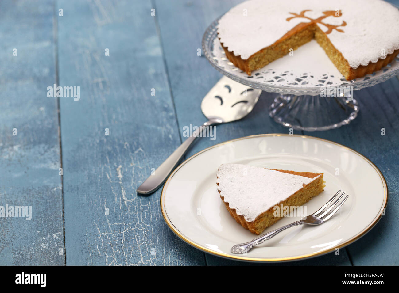 Tarta de santiago -Fotos und -Bildmaterial in hoher Auflösung – Alamy