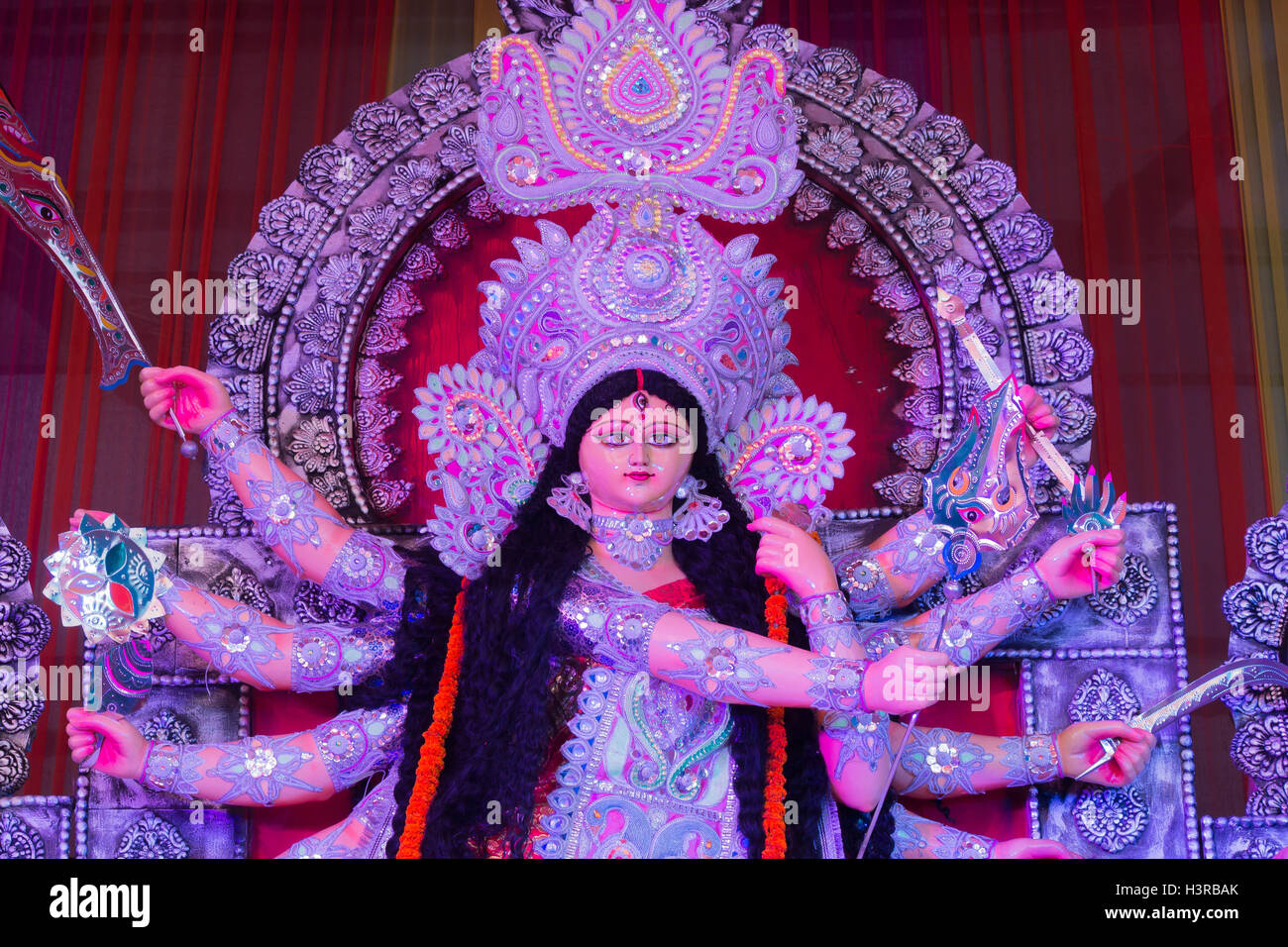Göttin Durga ab einer bestimmten Entfernung suchen Stockfoto