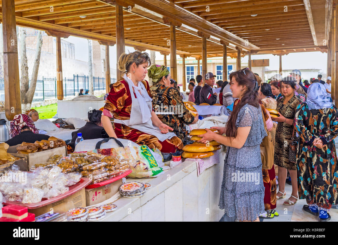 Die Siab Dekhkhan Basar noch am Leben hält den Geist der alten Handel Kultur in Samarkand. Stockfoto