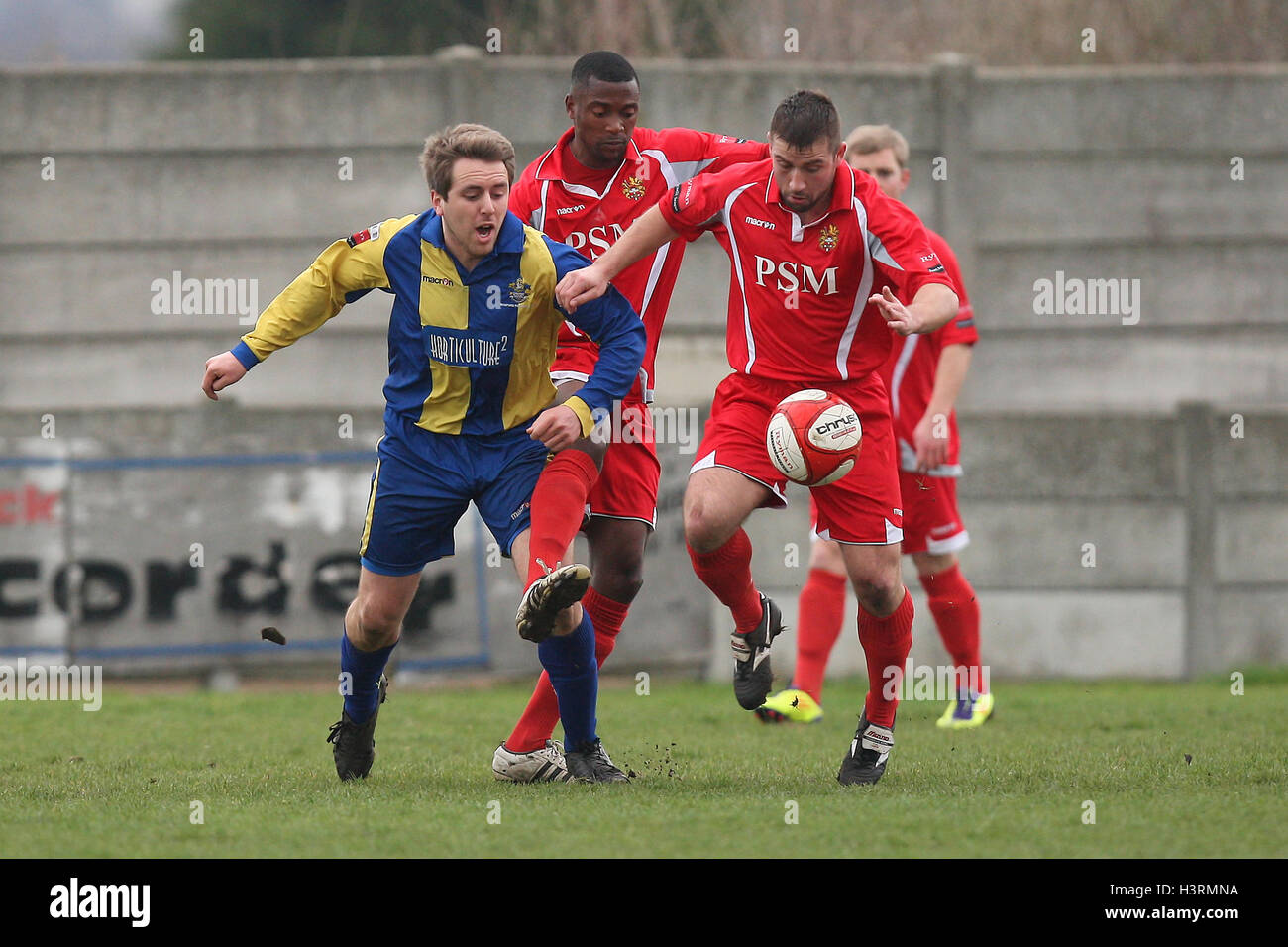 Kurt Smith in Aktion für Romford - Romford Vs Harlow Town - Ryman League Division One North Fußball in Mühle Field, Aveley FC - 17.03.12 Stockfoto