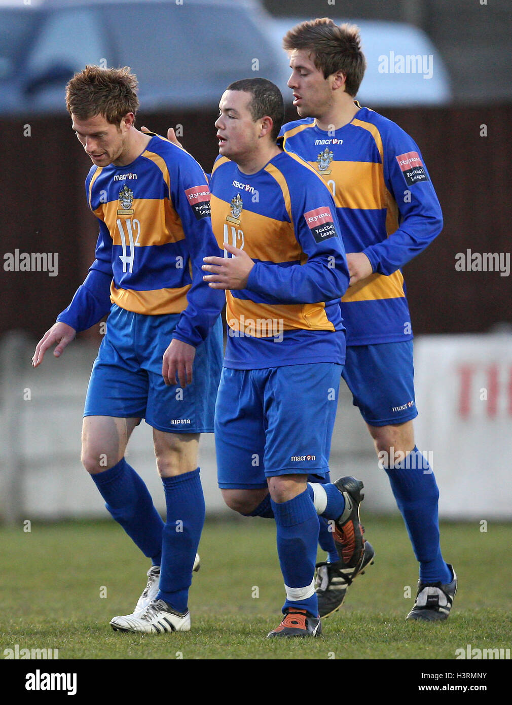 Andy Edmunds erzielt das erste Tor für Romford und feiert (L) - Romford Vs Harlow Town - Ryman League Division One North in Mühle Field, Aveley FC - 20.04.10 Stockfoto