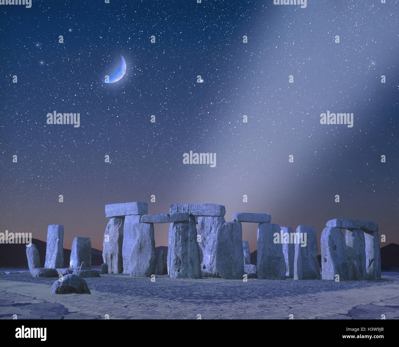 Großbritannien, Süden schmale Land, Stonehenge, sternenklaren Skystarry Skystarry Himmel, Lichtstrahl, der Mond, (M) Europa, England, nahe Salisbury, Steinkreise, Kultstätte, Kult Comlex, Megalithe, Megalith, Stein blockiert, megalithische Comlex, mystisch, geheimnisvoll Stockfoto