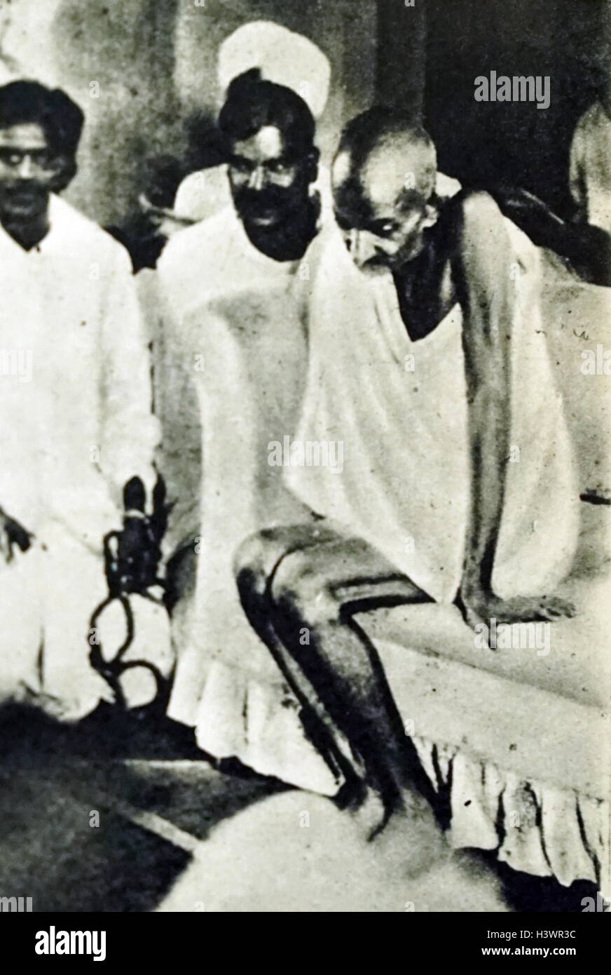 Foto einer Ausgemergelten Mahatma Gandhi (1869-1948) Die herausragende Führer der indischen Unabhängigkeitsbewegung in Britisch - Indien regiert. Vom 20. Jahrhundert Stockfoto