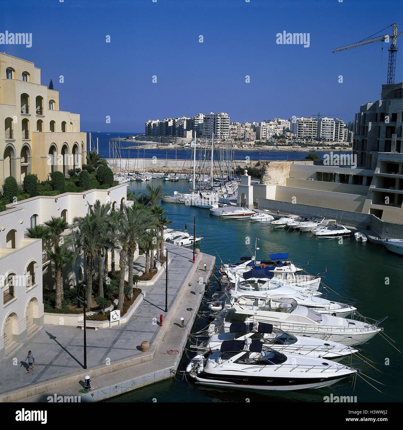 St. Julians, Malta, Portomaso, Marina, yacht, Motorboote, Inselstaat, Hafen, Insel, Mittelmeer, Mittelmeer-Insel, Küste, St. Julian's Bay, Bezirk, Hafen, Stiefel, Yachten, Motor Yachten, Hotel-Anlage, Hotels, Portomaso Marina Stockfoto