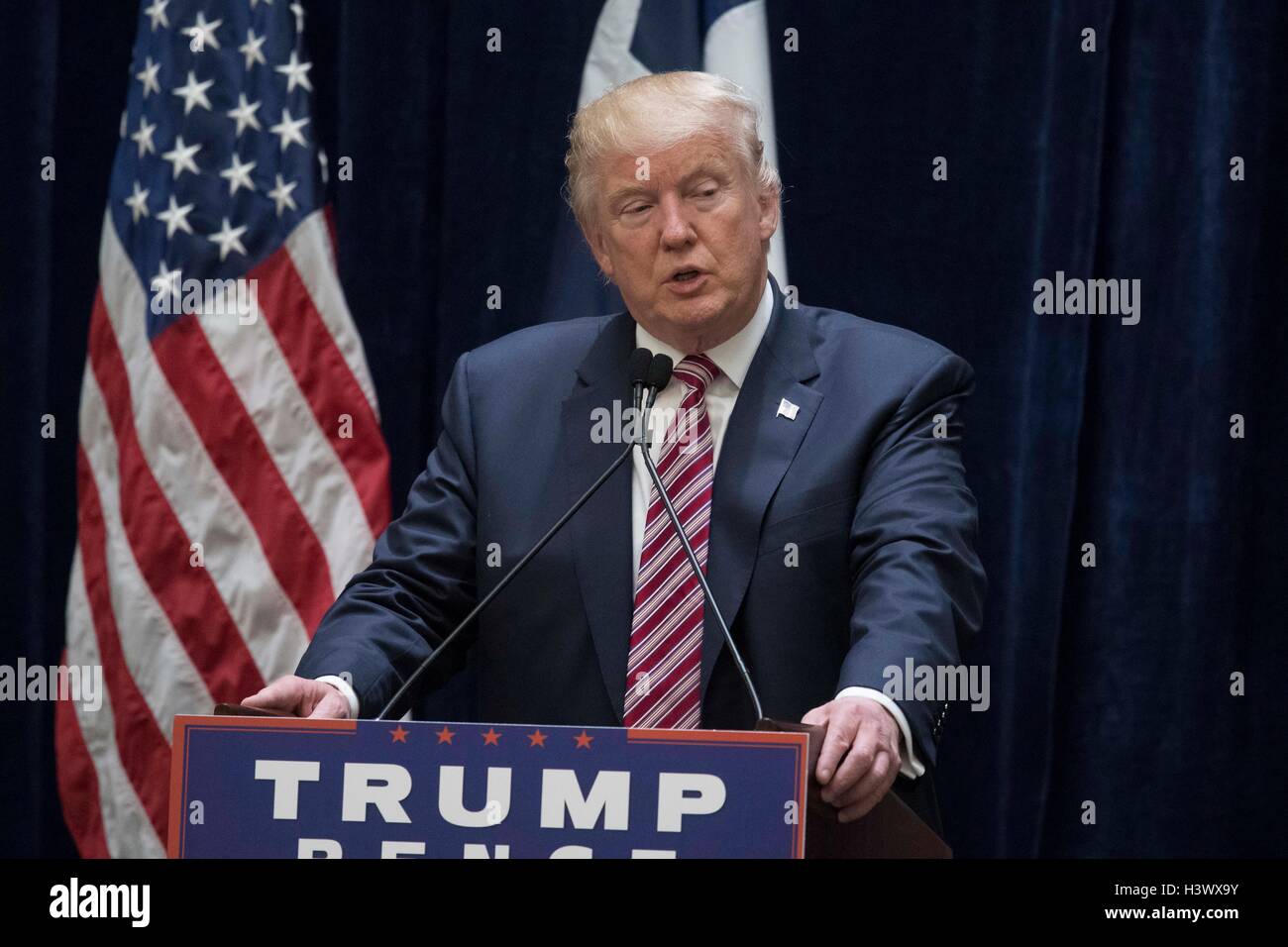 U.S. republikanische Präsidentschaftskandidat Donald Trump spricht am Fundraising Mittagessen in San Antonio, Texas Stockfoto