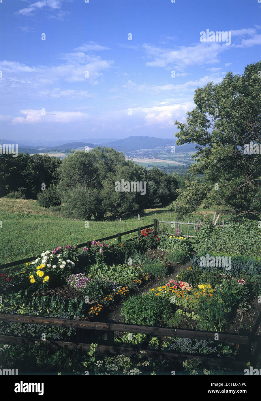 Deutschland Hessen Rhon Landschaft Bauerngarten Europa Hugel