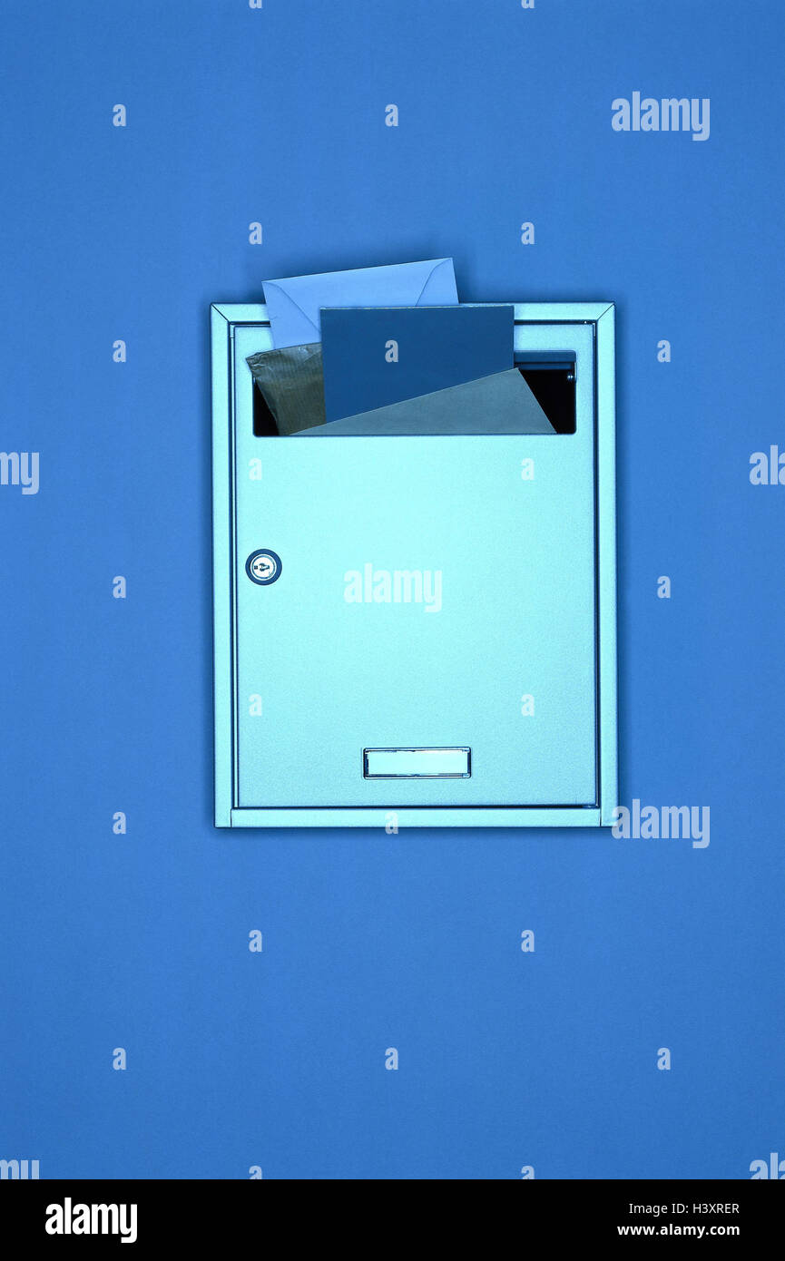 Schlechter, Postfach, Post, Wand, Post-werfen, Briefe, Kommunikation, Postfach, Korrespondenz, Nachrichten, Stillleben, Produktfotografie Stockfoto