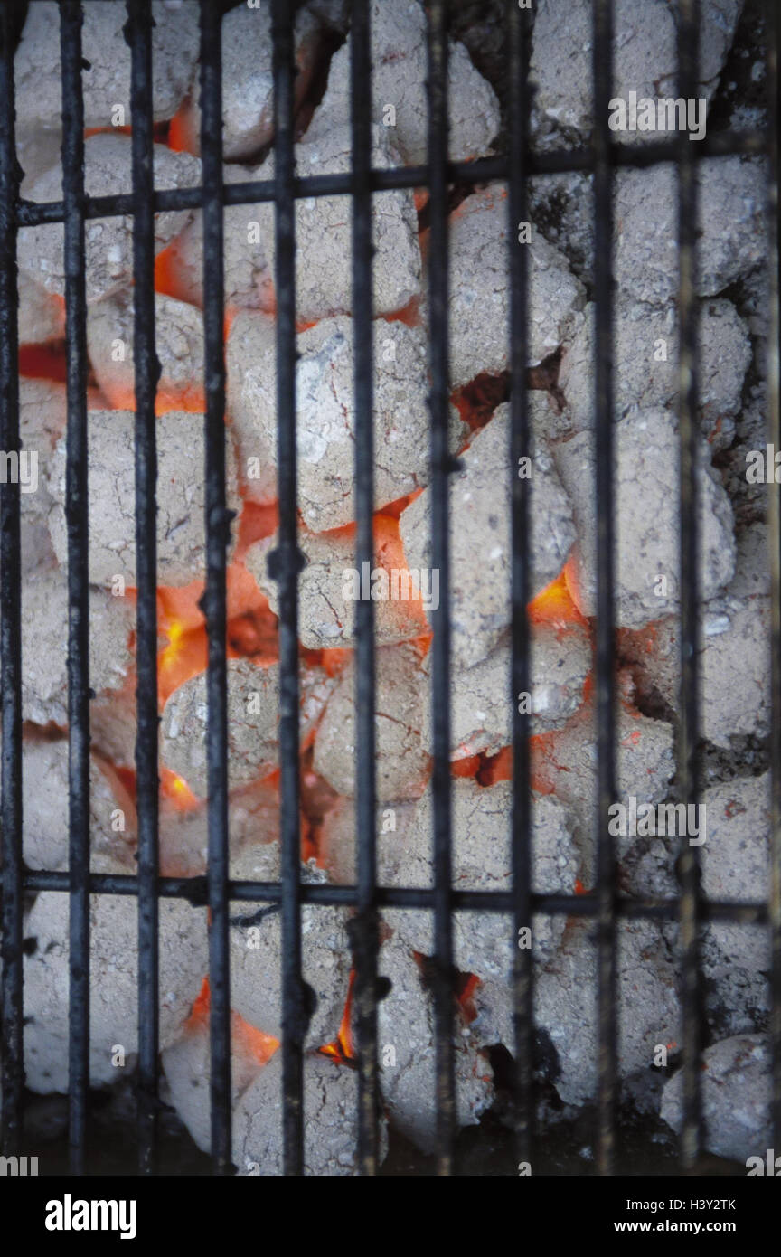 Grill-Rost, grill, Kohle, Glut, Stillleben, Produktfotografie, Grill, Grill, Rost, Rost, leer, Kohle, Kohle, Kohle grill, Glühen, heiß, Hitze, Hitze Stockfoto