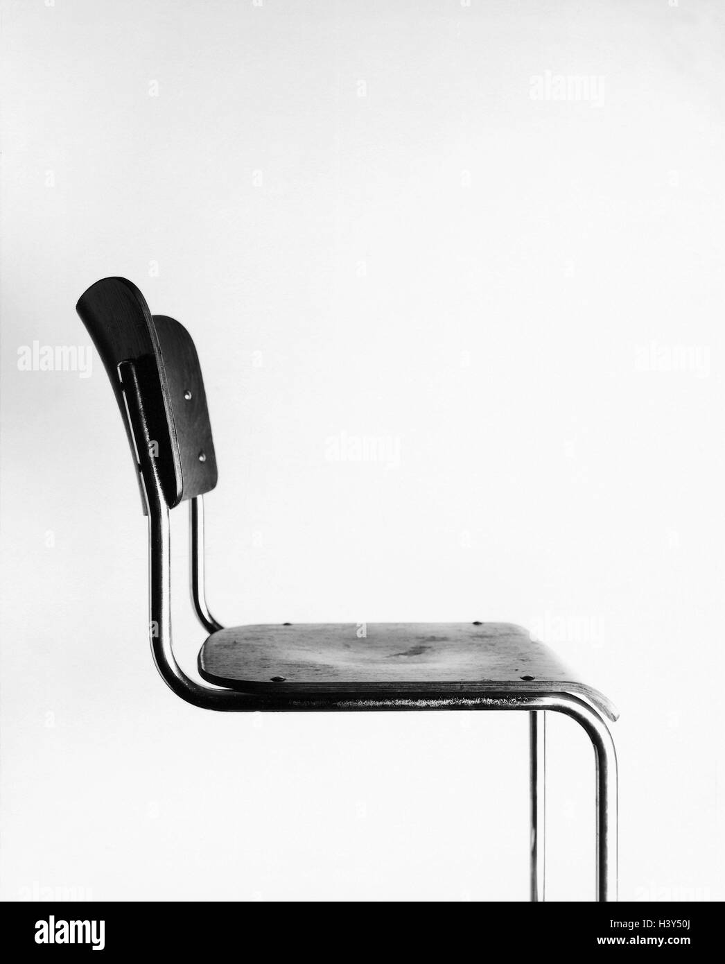 Stuhl, gebrochen, Detail, s/w, Stockfoto