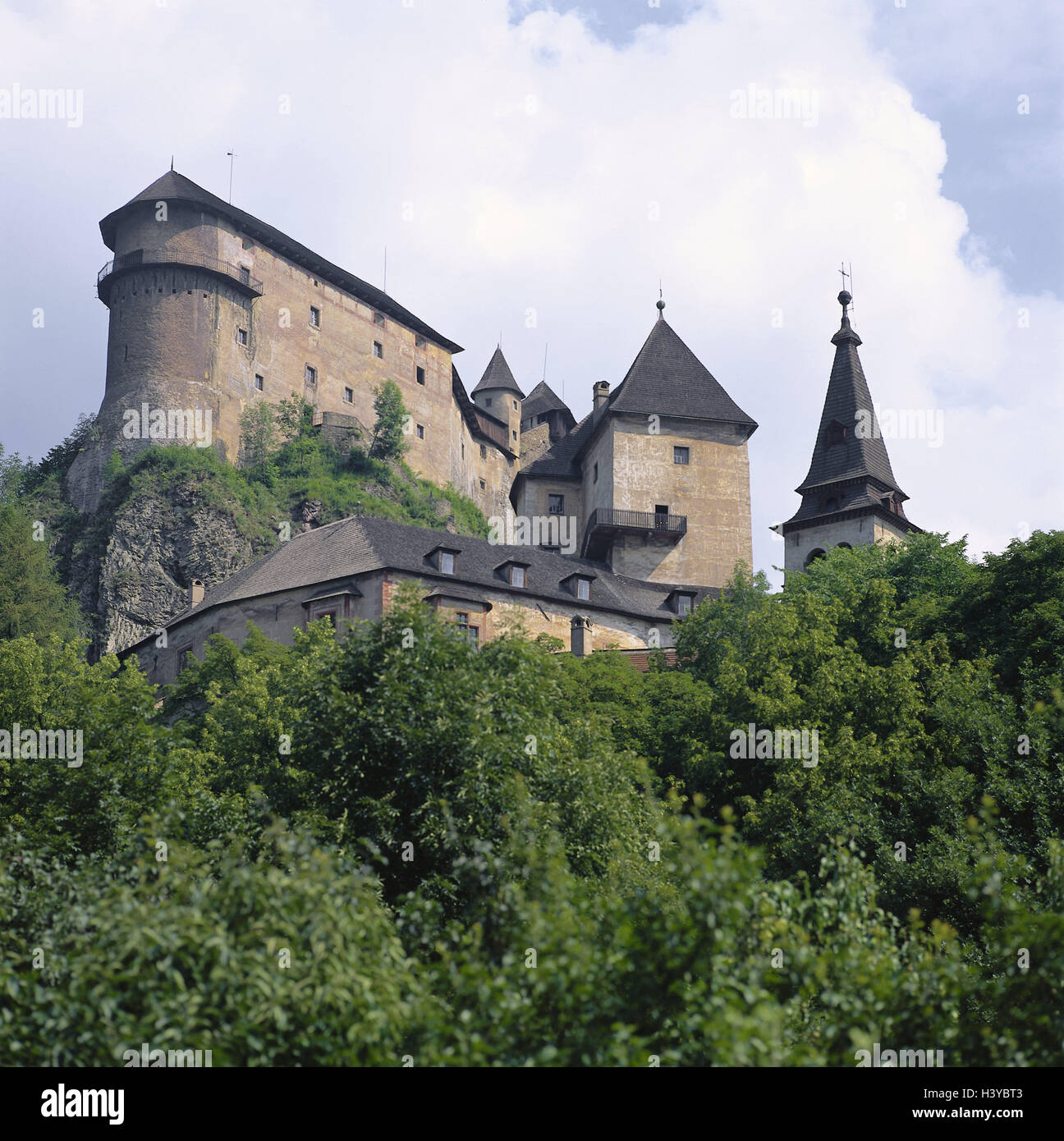 Slowakei, Oravsky Podzamok Burg Orava "Oravsky Hrad", Europa, der Slowakischen Republik, Carpathian Mts, Festung, Struktur, Architektur, Ort von Interesse, Holz, Bäume, anzeigen, draußen Stockfoto