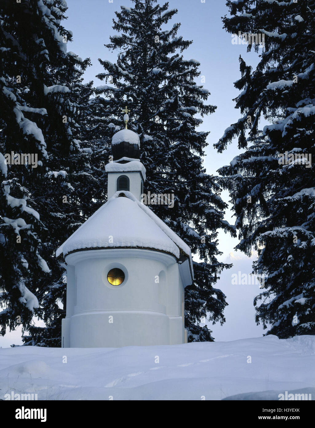 Band maria in den schnee -Fotos und -Bildmaterial in hoher Auflösung ...