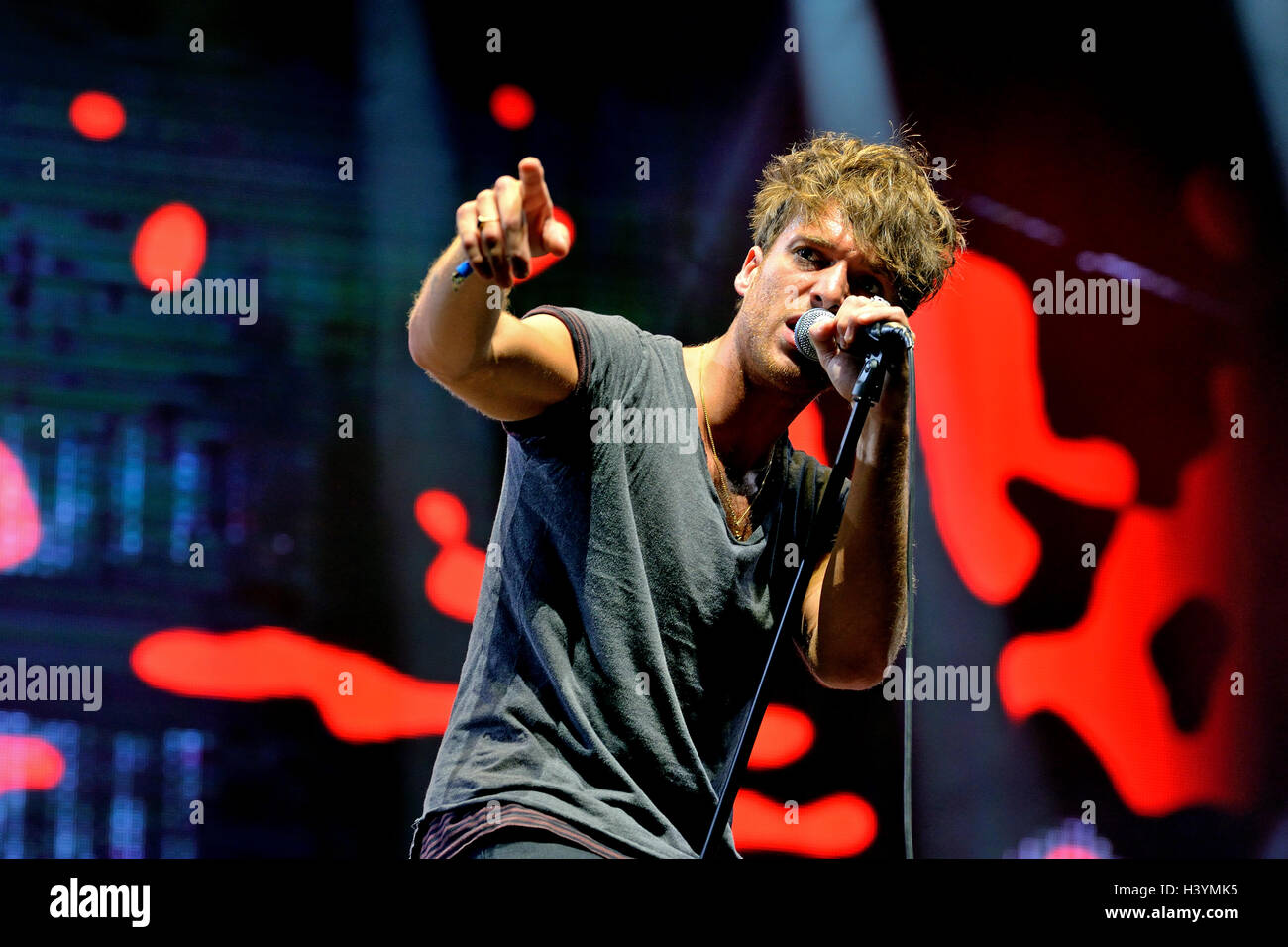 BENICASSIM, Spanien - 20 Juli: Paolo Nutini (schottischer Sänger, Songwriter und Musiker) führt auf FIB Festival am 20. Juli 2014 in Benicassim, Spanien. Stockfoto