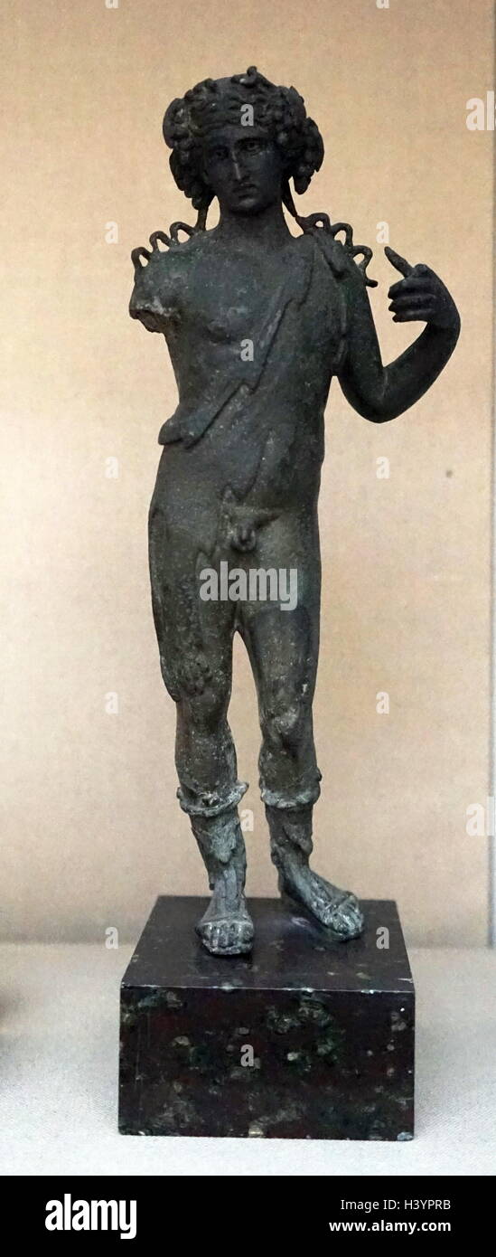 2. Jahrhundert v. Chr. griechische Statue aus Bronze; Darstellung der Gott des Weines, Dionysos. Ionische Inseln, Griechenland Stockfoto