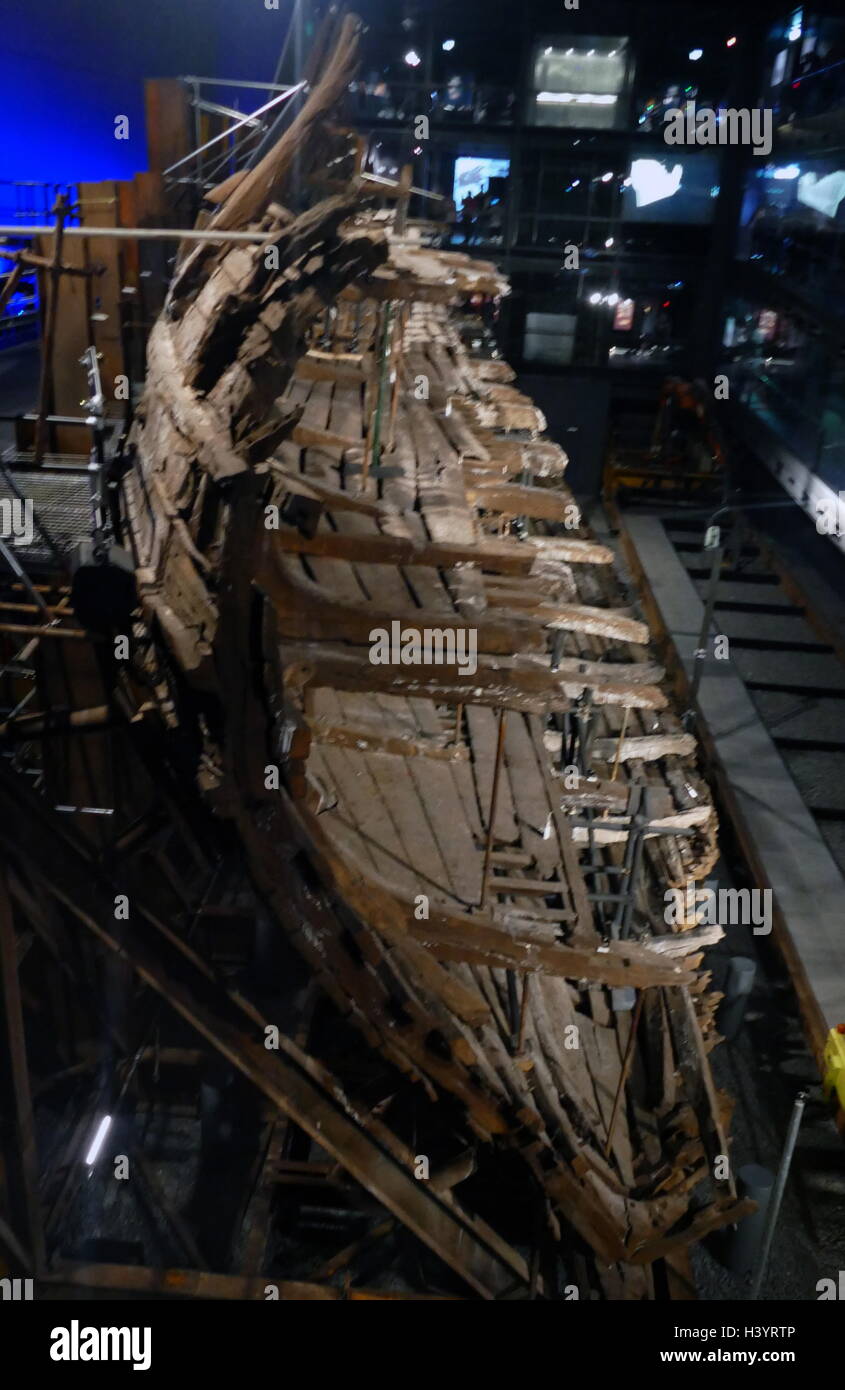 Die Mary Rose ist ein CARRACK - Typ Kriegsschiff der englischen Tudor navy von König Henry VIII. Nach 33 Jahren in mehreren Kriegen gegen Frankreich, Schottland und der Bretagne und nach stark im Jahr 1536 wieder aufgebaut, sah sie ihr letzte Aktion am 19. Juli 1545 Stockfoto