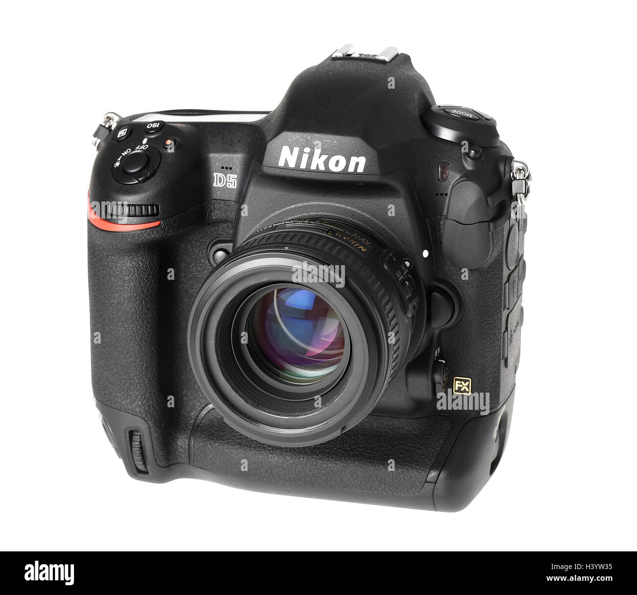 Digitalkamera Nikon D5, Dslr-Kamera auf "weißen Hintergrund" Stockfoto
