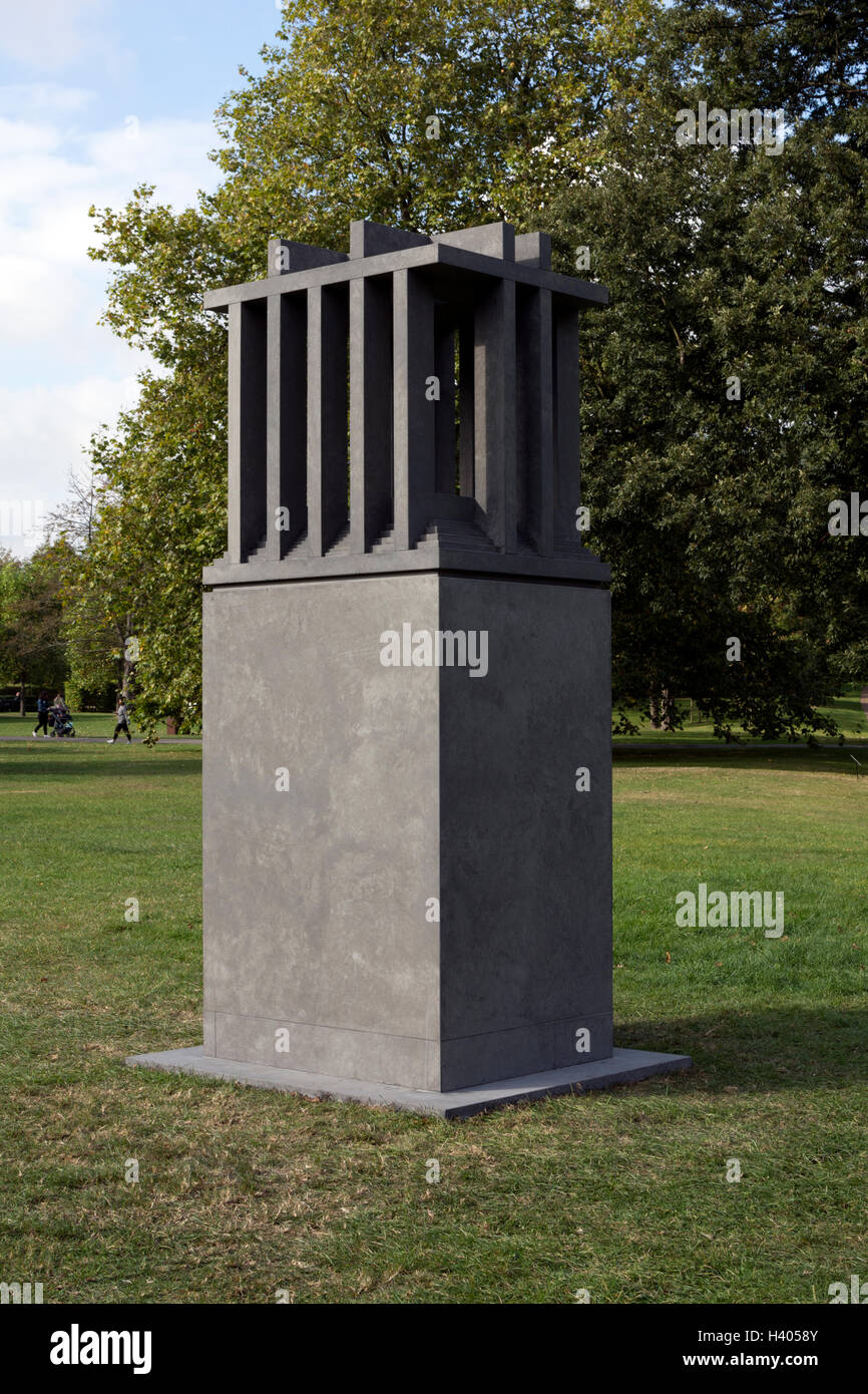 "Omnium Memoria ich" von Renato Nicolodi, Fries-Skulpturen-Park, Regents Park, London, UK Stockfoto