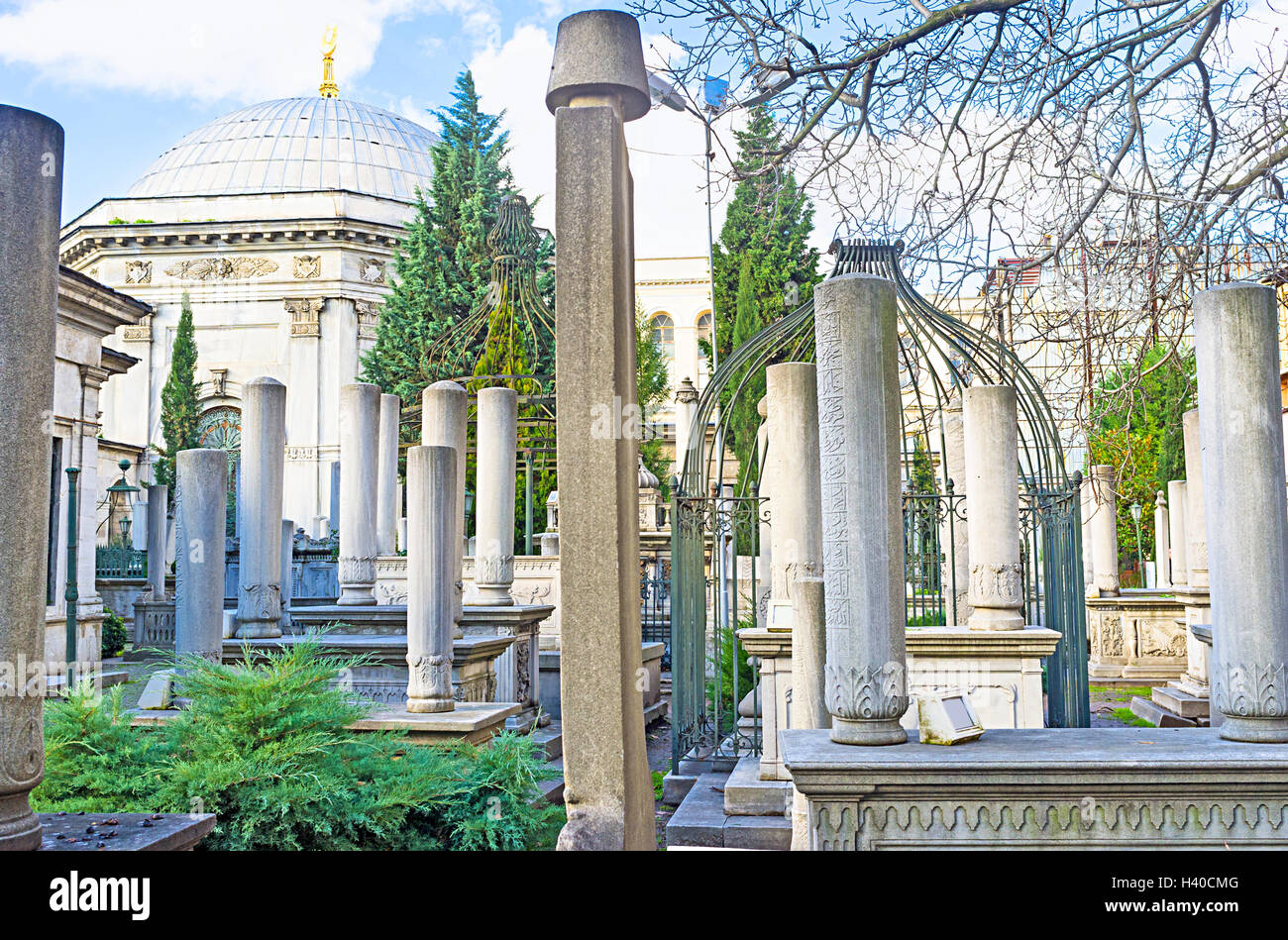 Der mittelalterlichen türkischen Friedhof und das