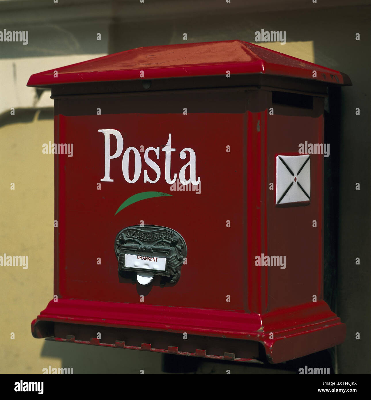 Ungarn, Balaton, PLZ Postfach, rot, Scheibe See, Briefkasten, Post, Briefe, Post Wurf in materielle Aufnahme im Außenbereich Stockfoto