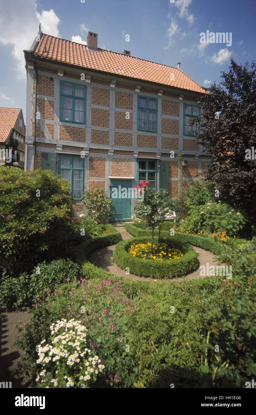 Deutschland, Niedersachsen, Stade, BaumHausMuseum, Garten, draußen