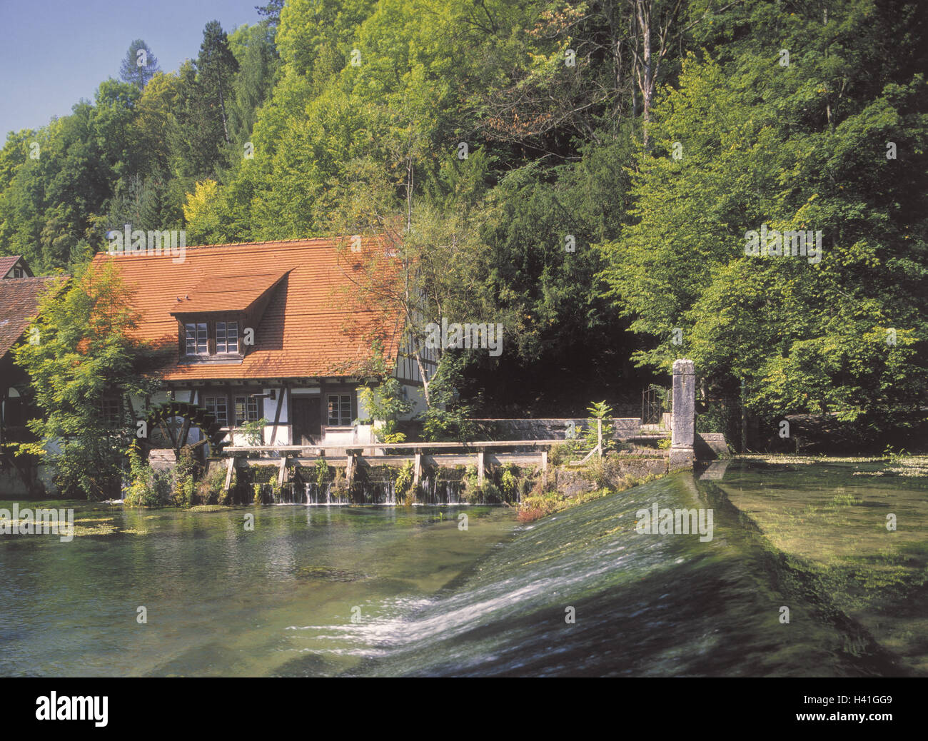 Blautopf Blaubeuren Baden Wurttemberg Stockfotos Blautopf