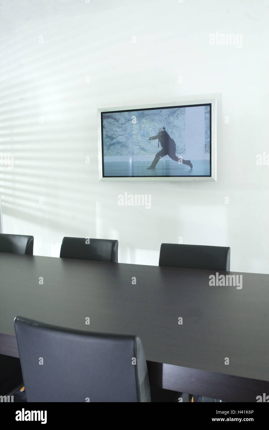 Flachbild tv konferenzraum -Fotos und -Bildmaterial in hoher Auflösung –  Alamy