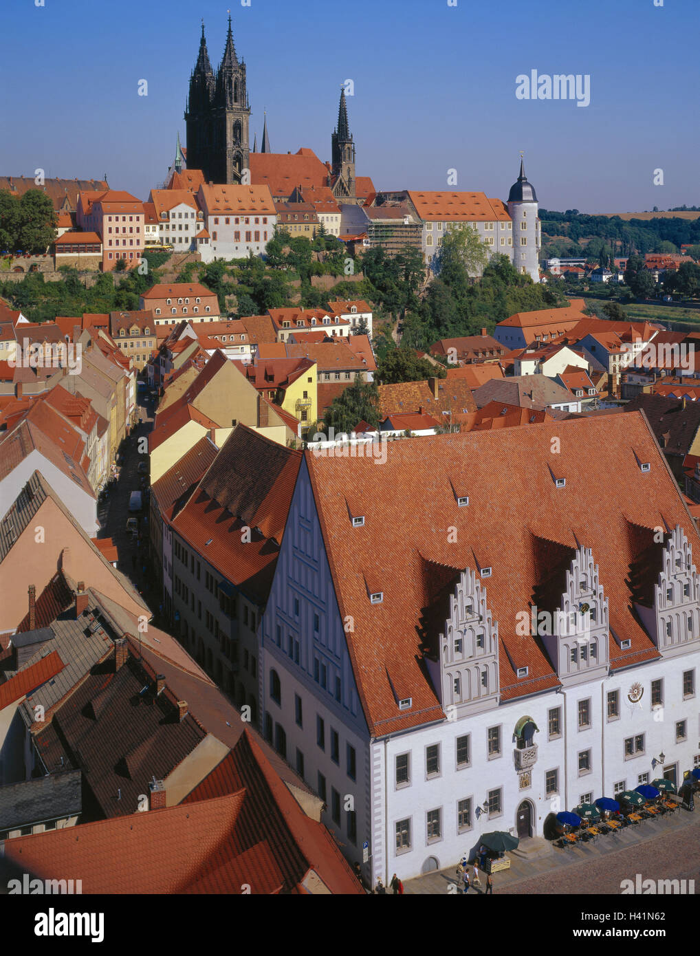 Deutschland, Sachsen, Meißen, Stadtübersicht, Rathaus, Schlossberg, Albrechts Schloss, Dom, Europa, Stadt, Ort von Interesse, Gebäude, Strukturen, Stadtrat, baut im Jahre 1472, architektonischen Stil der Spätgotik, Burg, Kirche, Kirche, Heilige Bau, Türme, ehemaliger Bischof Schloss Stockfoto
