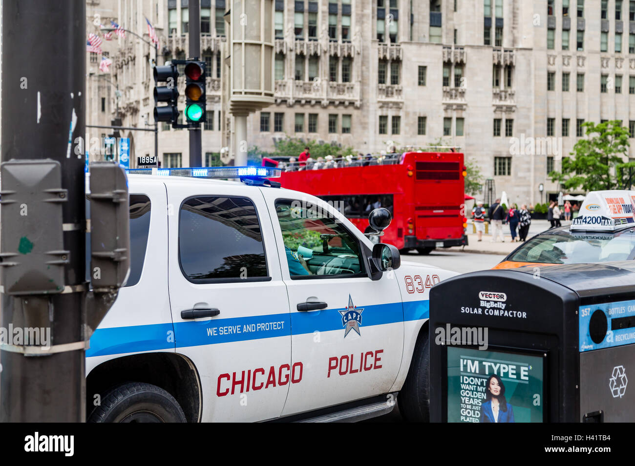 Chicago Polizei schützen und dienen am Straßenrand geparkt Stockfoto