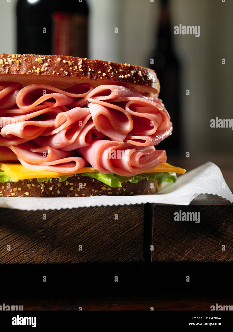 Nahaufnahme von Schinken und Käse sandwich Stockfoto