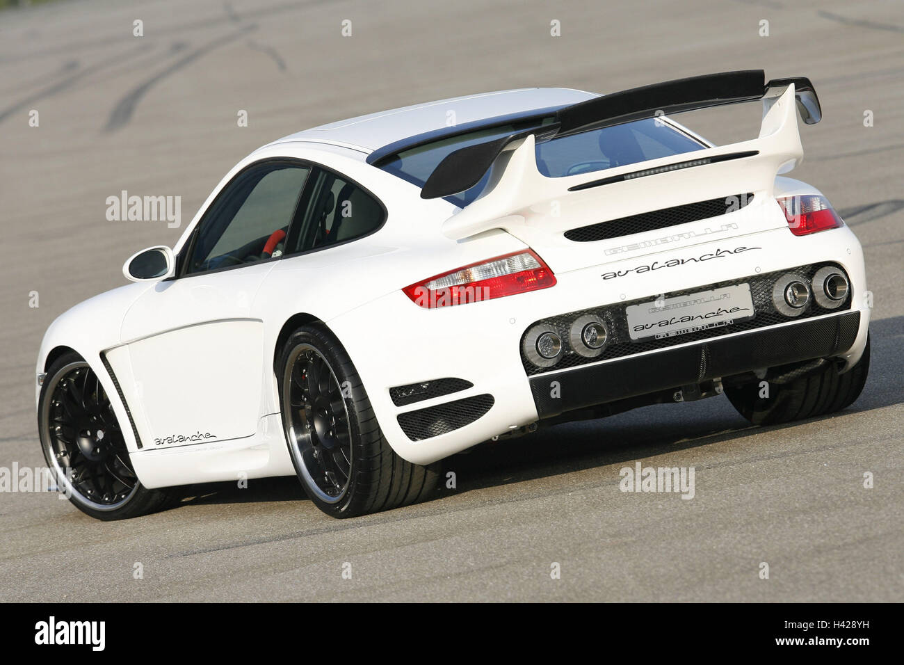 Gemballa Porsche, Lawine, weiße, Rückansicht diagonal, Schraubeinsätze, Stockfoto