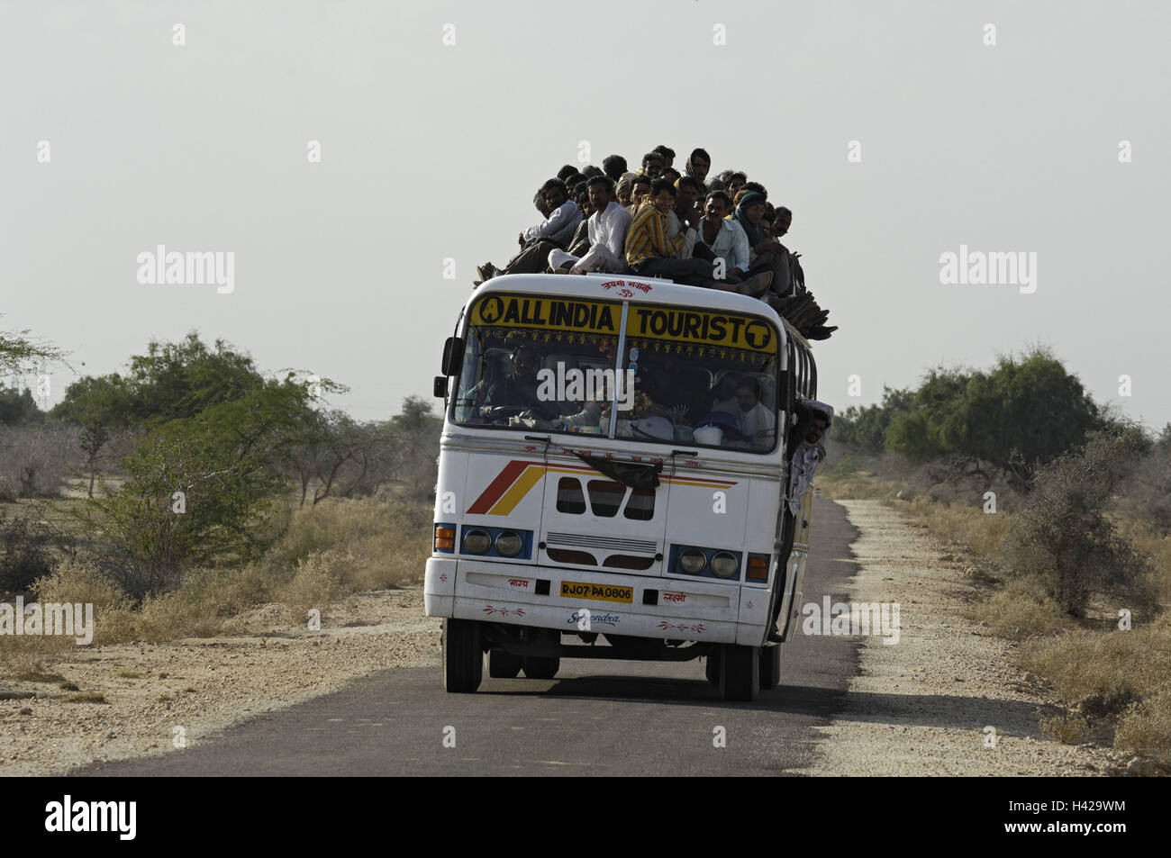 Indien, Rajasthan, Bikaner, Bus, Passagiere, Stockfoto Indien, Rajasthan, Bikaner, Bus, Passagiere, Stockfoto