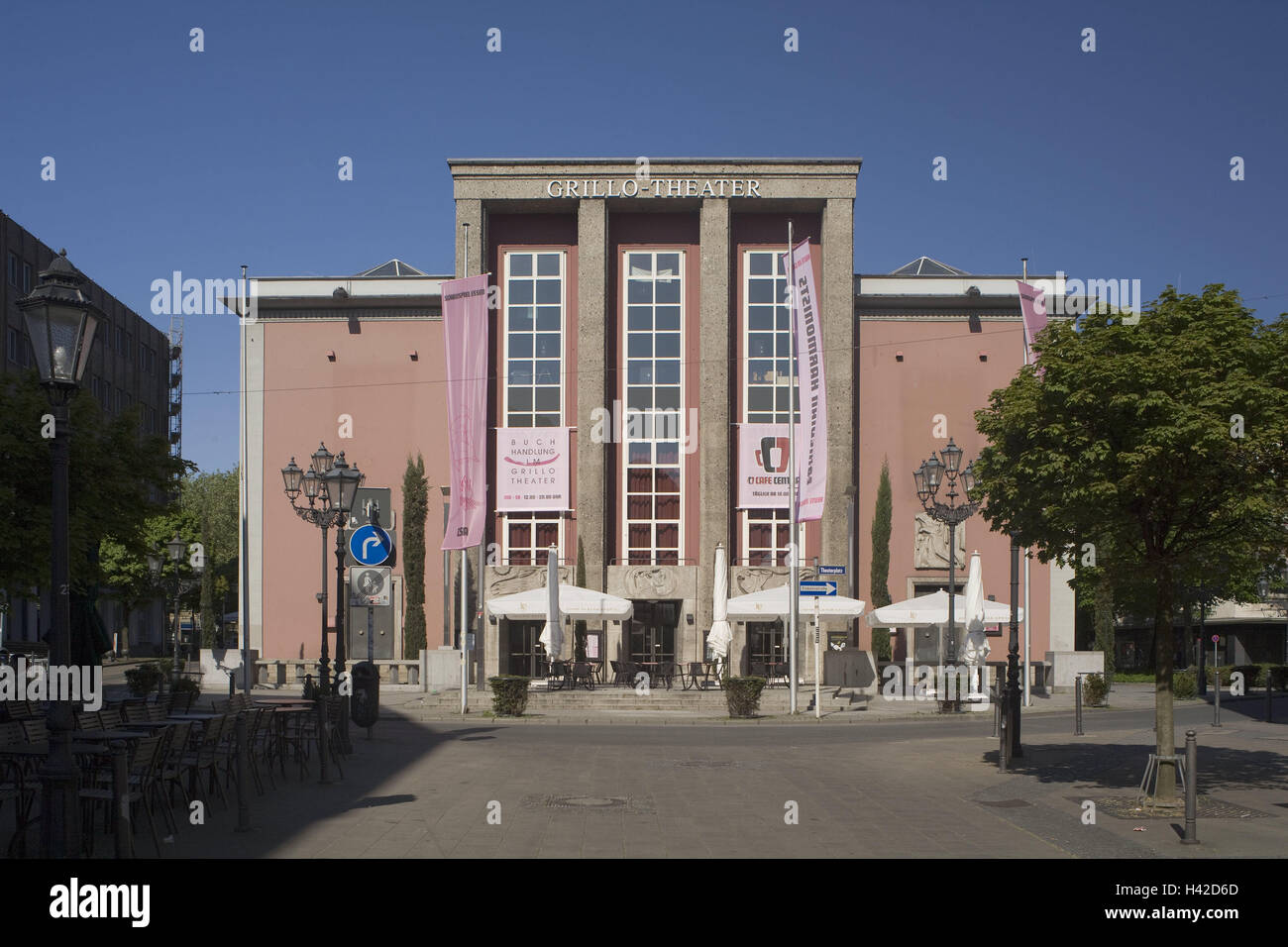 Deutschland, Nordrhein-Westfalen, Essen, Grillo-Theater, draußen, Gebäude, Stadt, Theater, Grillo-Theater, außen, Fassade, Kunst, Kultur, Theater, Gebäude, Stockfoto