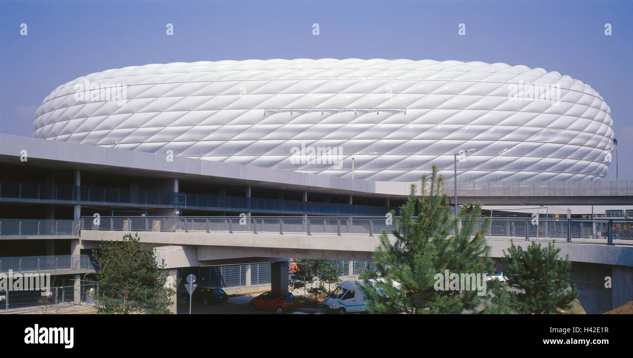 Deutschland, Oberbayern, München-Fröttmaning, Fußballstadion, Allianz Arena, keine Property-Release, Europa, Bayern, Stadion, Sporthalle, Allianz Arena, Fußball, Sportarena, Fußballarena, erbaut 2002-2005, Fußballvereine, FC Bayern München, TSV 1860, des Architekten von Covertex Herzog und de Meuron, Außenfassade, Umschlag, ETFE Folie Kissen, rautenförmige, Transluzent, außerhalb Abdeckung, Bau, decken, Bau, Architektur, modern, innovativ, außen Stockfoto